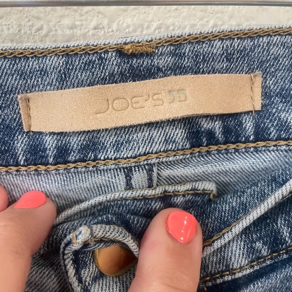 Joe’s Jeans “The Bobby” Mid Rise Boyfriend Jeans - Size 31 - Picture 6 of 10
